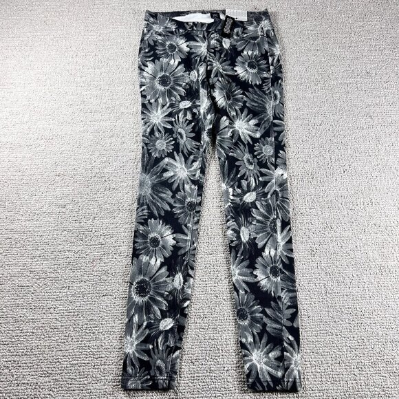 HUE Pants - Hue Skimmer Floral Denim Leggings Pants Black White Women’s Size XS
